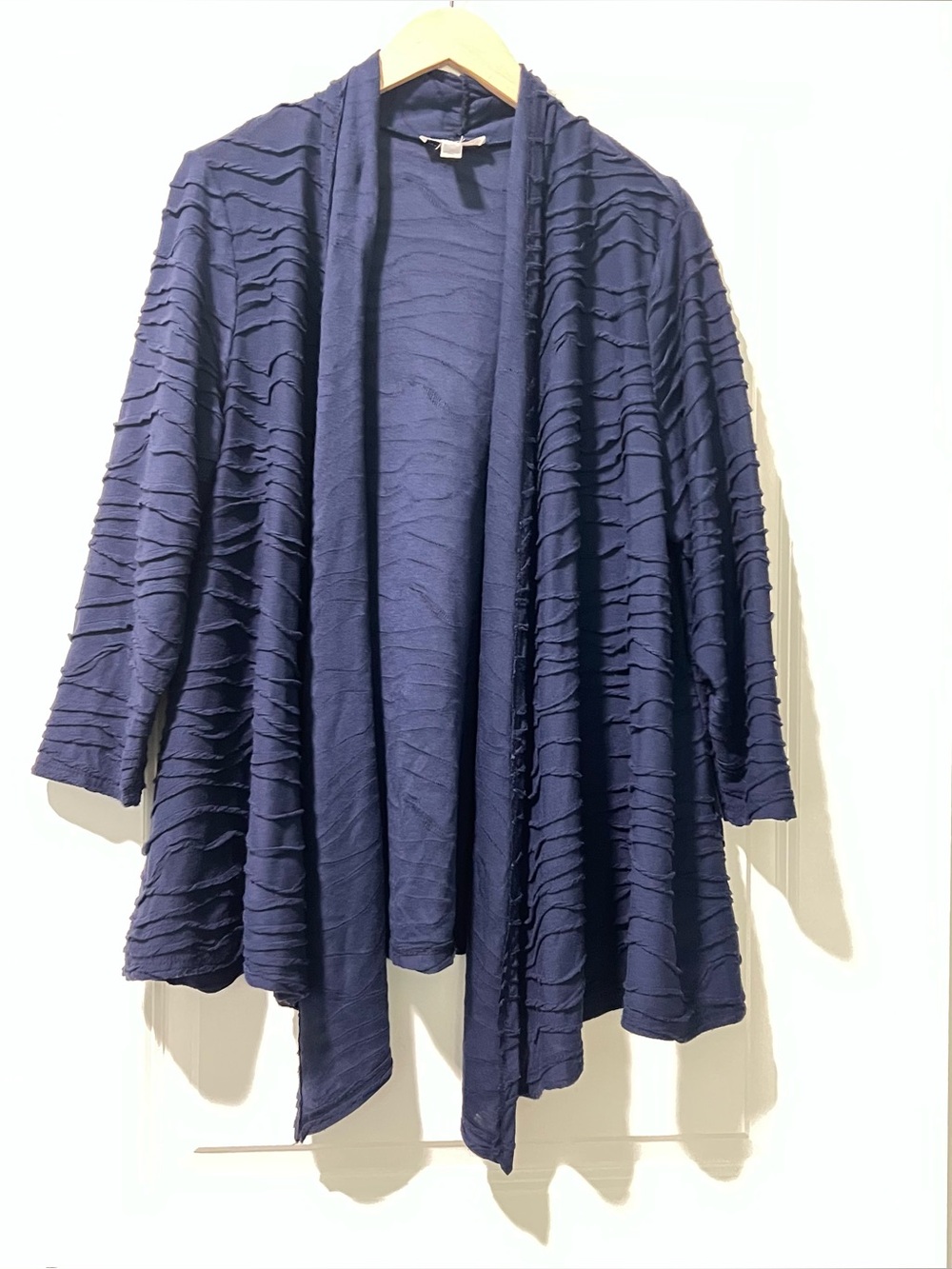 Dressbarn Woman Open Front Navy Wavy Pattern Drape Cardigan Sweater Size 2X